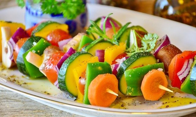 vegetable-skewer-3317060_640
